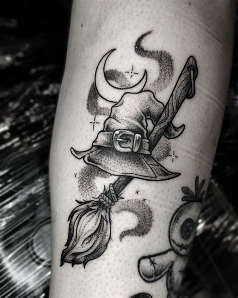 tatuaje bruja|Tatuajes de brujas: 30 diseños sobre brujería en HD